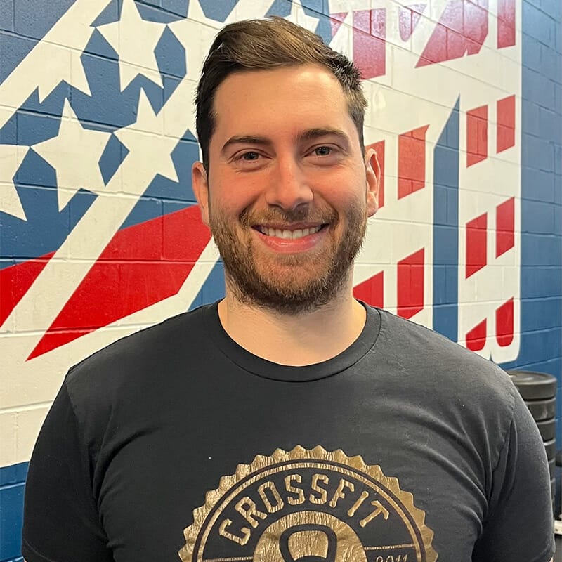 Sam Nicklason coach at Mendota Fitness